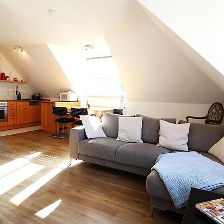 Homie Stay Zell - Apartment Mit Privatparkplatz Zell am Main Zewnętrze zdjęcie