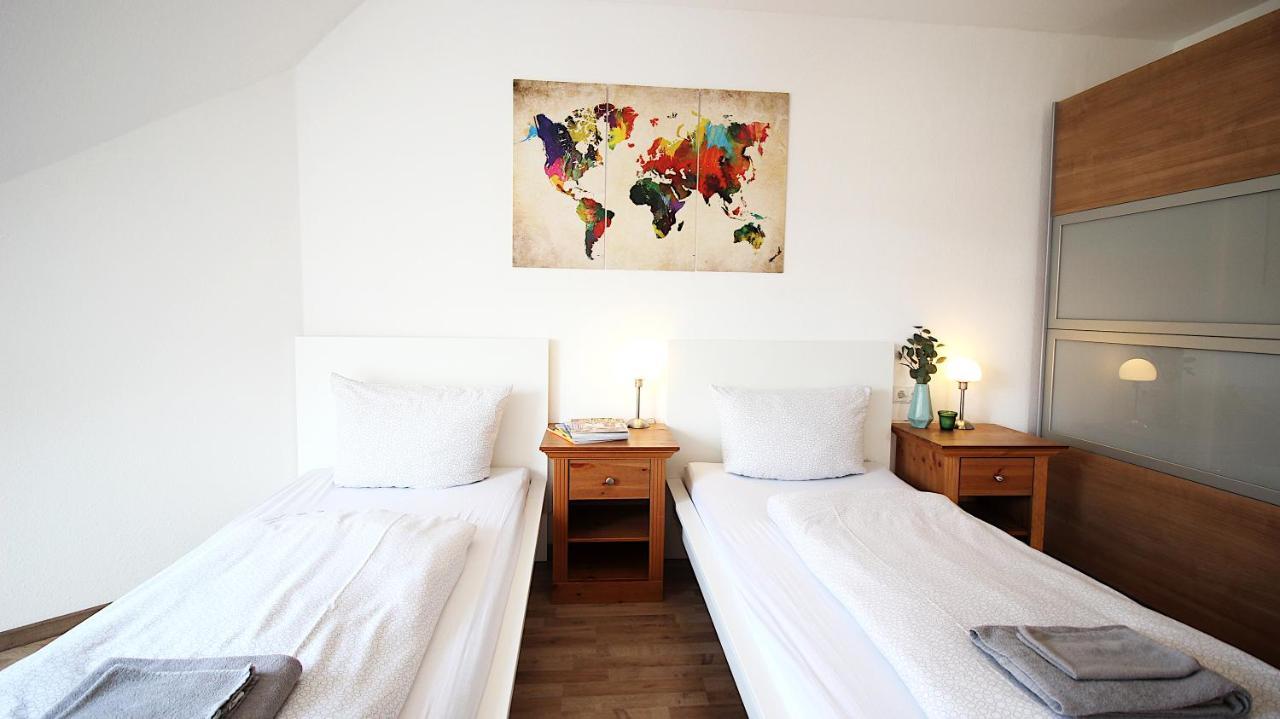 Homie Stay Zell - Apartment Mit Privatparkplatz Zell am Main Zewnętrze zdjęcie